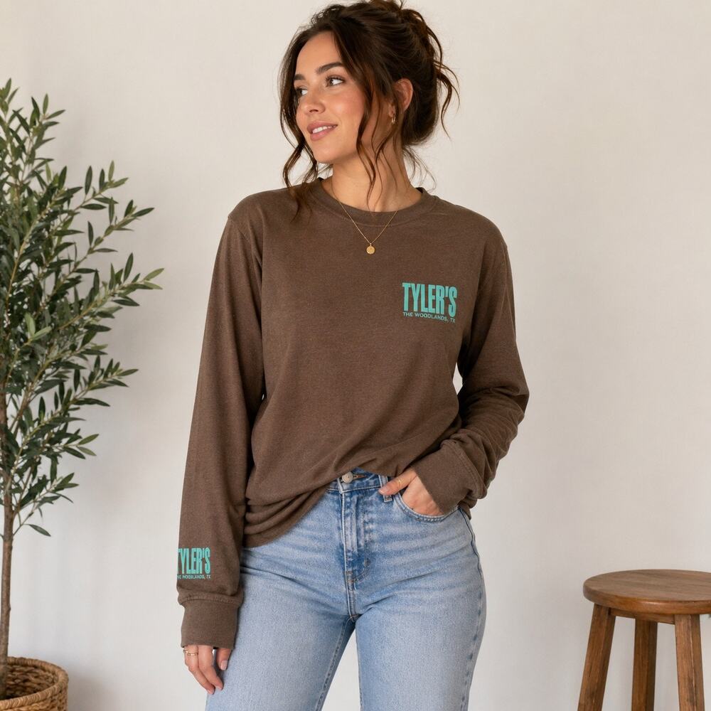 Tyler’s The Woodlands TX Brown Graphic Long Sleeve Tee Sz M